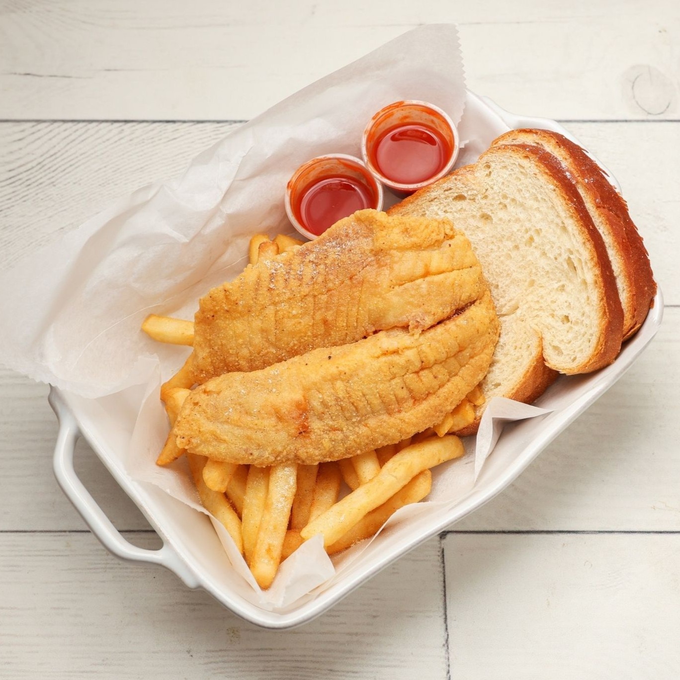 Fish Sandwich , Tilapia / Catfish with Fries
